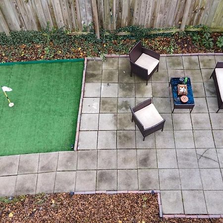 New! Renovated Townhome W/ Putting Green & Patio! Richmond Exterior foto