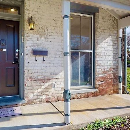 New! Renovated Townhome W/ Putting Green & Patio! Richmond Exterior foto