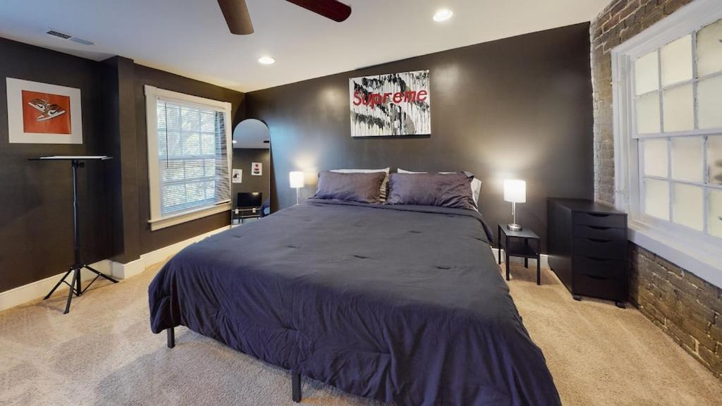New! Renovated Townhome W/ Putting Green & Patio! Richmond Exterior foto