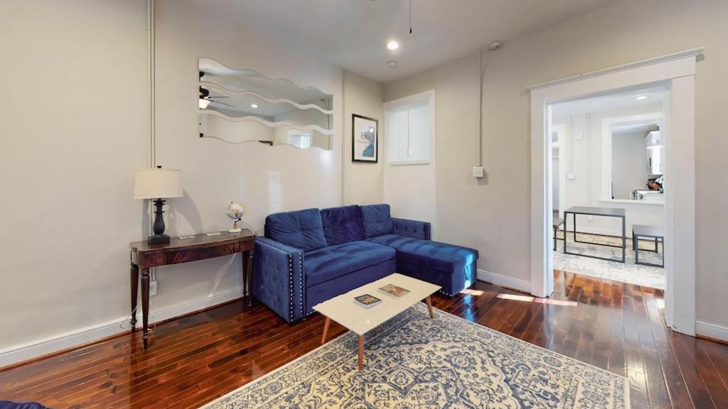 New! Renovated Townhome W/ Putting Green & Patio! Richmond Exterior foto