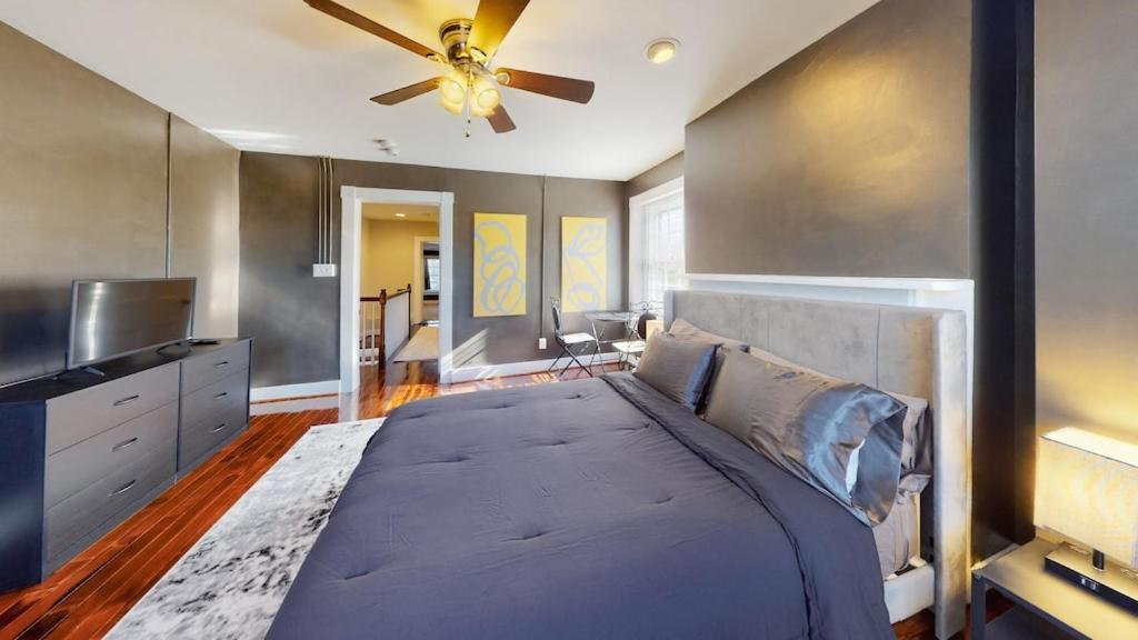 New! Renovated Townhome W/ Putting Green & Patio! Richmond Exterior foto