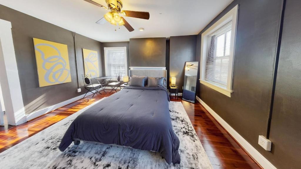 New! Renovated Townhome W/ Putting Green & Patio! Richmond Exterior foto